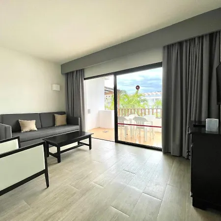 Family Apartment, Wifi, Shared Pool In Los Cristianos Daire Los Cristianos (Tenerife)