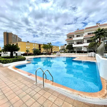 Family Apartment, Wifi, Shared Pool In Los Cristianos *