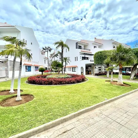 Family Apartment, Wifi, Shared Pool In Los Cristianos Daire Los Cristianos (Tenerife)